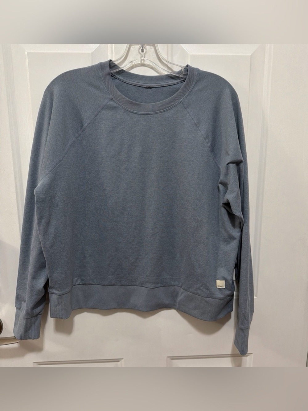 Vuori Halo Modern Crew Raglan Sweatshirt Blue Small